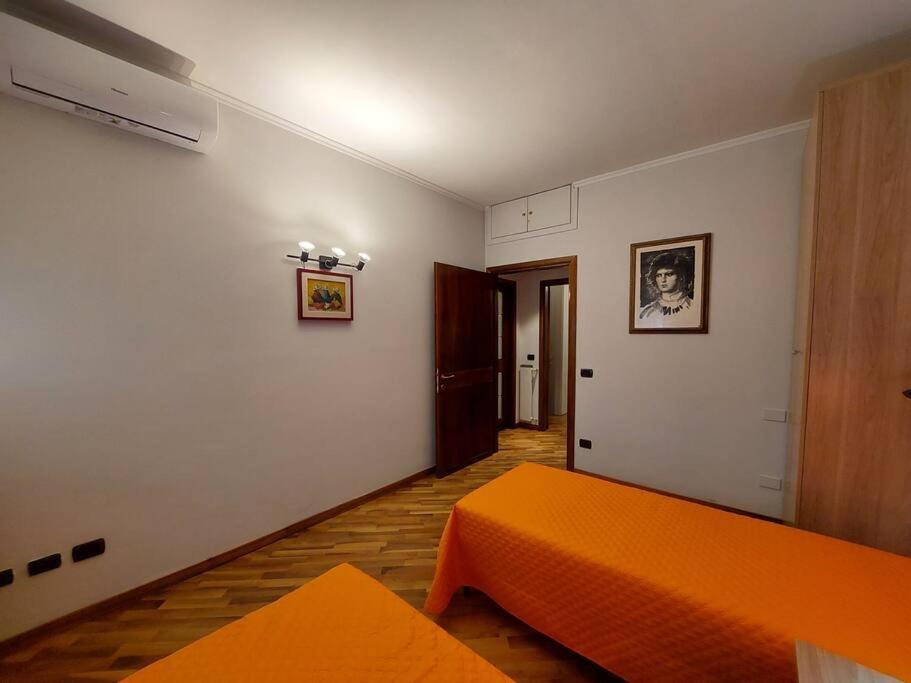 Appartement Lungarno 32 With Private Parking à Florence Extérieur photo